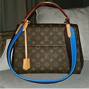 Louis Vuitton Monogram Cluny MM Blue Glacial